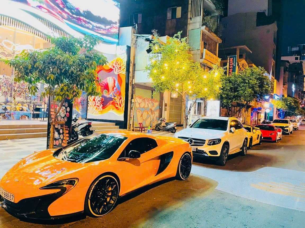 siêu vị trí,ngay Vạn Hạnh Mall Quận 10,Công nhận 72m2 Thang Máy
HĐ thuê: 55 triệu/tháng- còn 4,5 năm