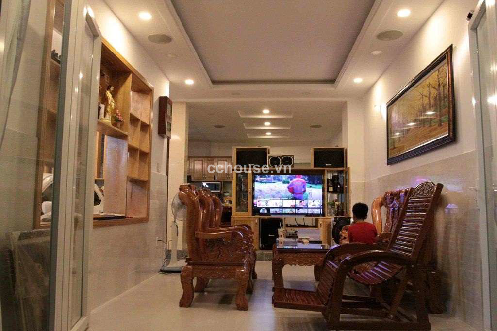 Bán nhà HXH Trần Văn Quang, P10, Tân Bình. DT 6.5x10m, 3 tầng ST