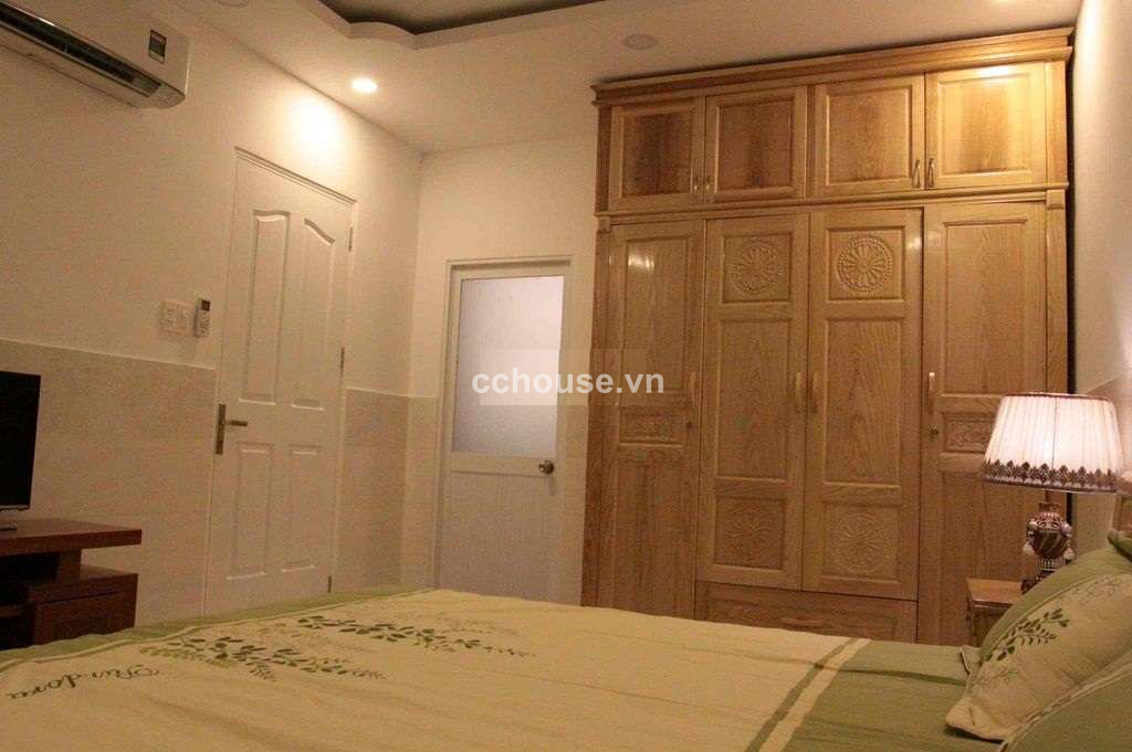 Bán nhà HXH Trần Văn Quang, P10, Tân Bình. DT 6.5x10m, 3 tầng ST