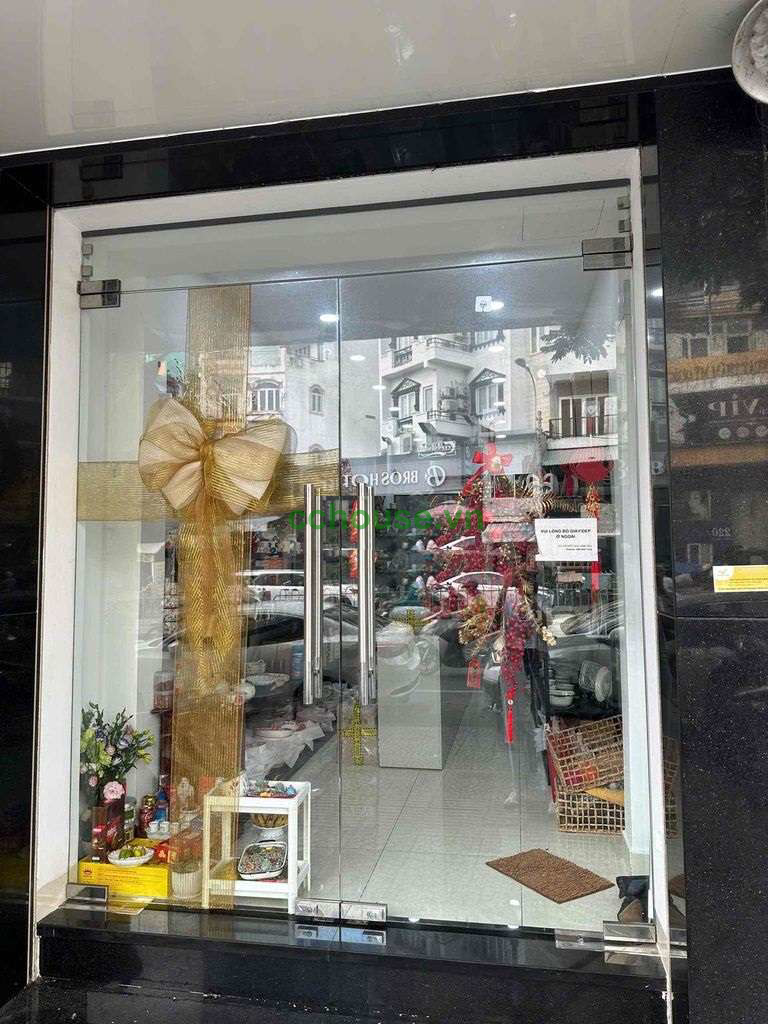 Cho thuê nhà MTKD Nguyễn Trãi, Q1. DT 3x13m, 4 tầng ST