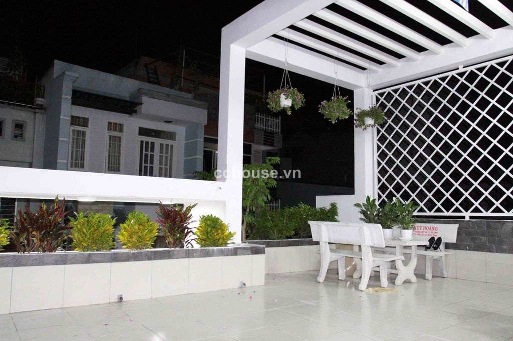 Bán nhà HXH Trần Văn Quang, P10, Tân Bình. DT 6.5x10m, 3 tầng ST