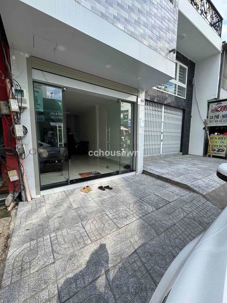 Bán nhà MTKD Lê Hồng Phong ngay góc Trần Hưng Đạo. DT 25m2, 2 tầng