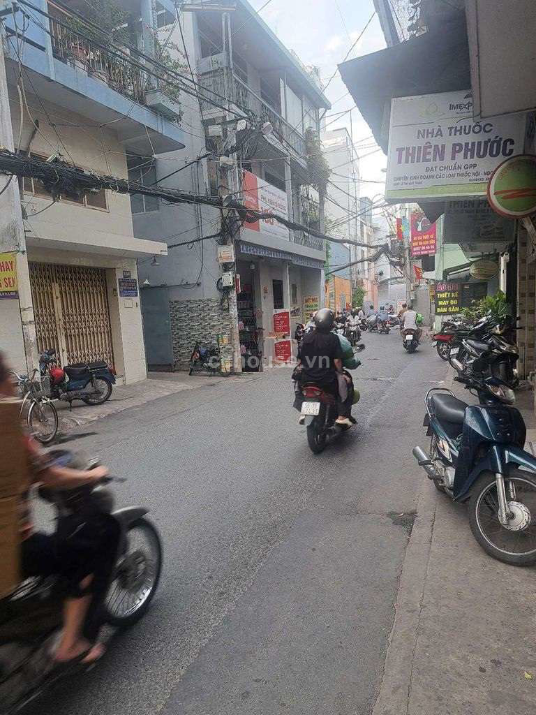 Bán nhà MT Võ Thành Trang, P11, Tân Bình. DT 4x16m, 2 tầng