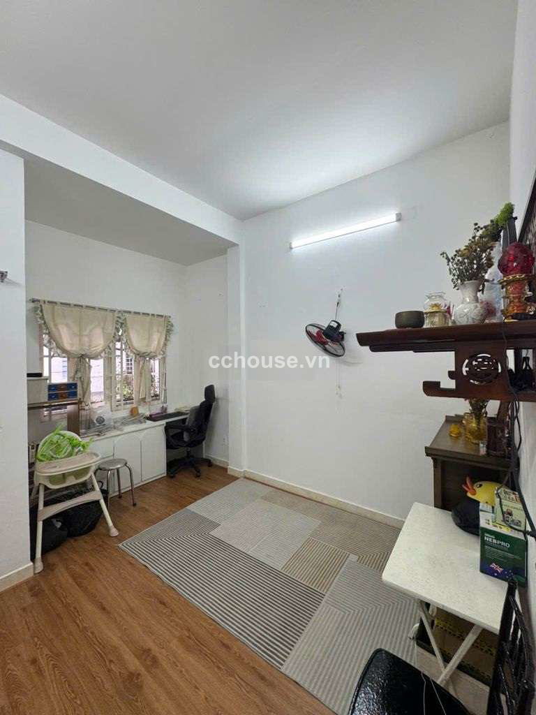 Bán nhà hẻm 436B đường 3 Tháng 2, P12, Q10. DT 4x13m, 3 tầng