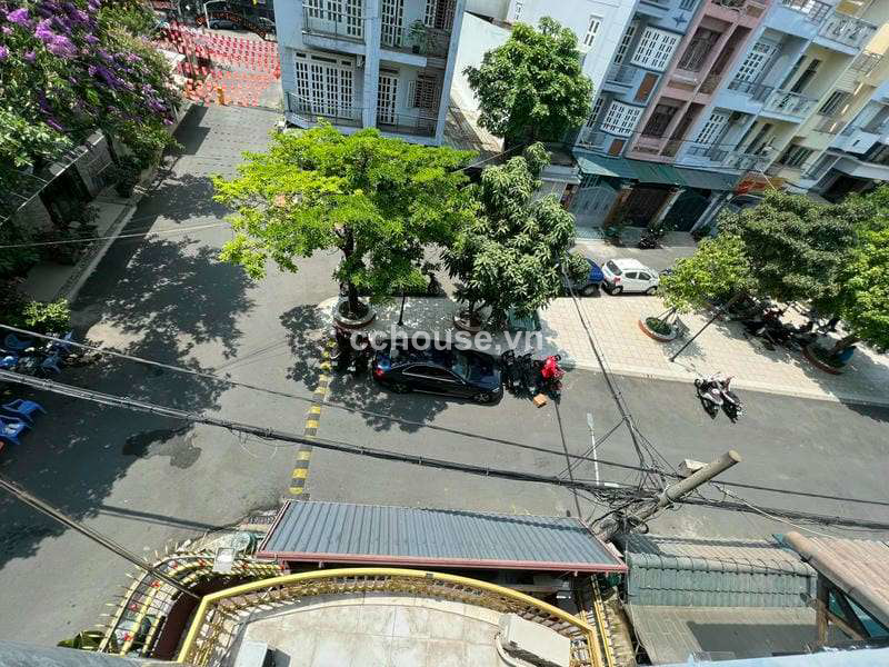 https://batdongsan.blob.core.windows.net/cchouse/Feed/202505/3ba52cdb-2168-4d6b-95bc-0bad38576dcd.jpg