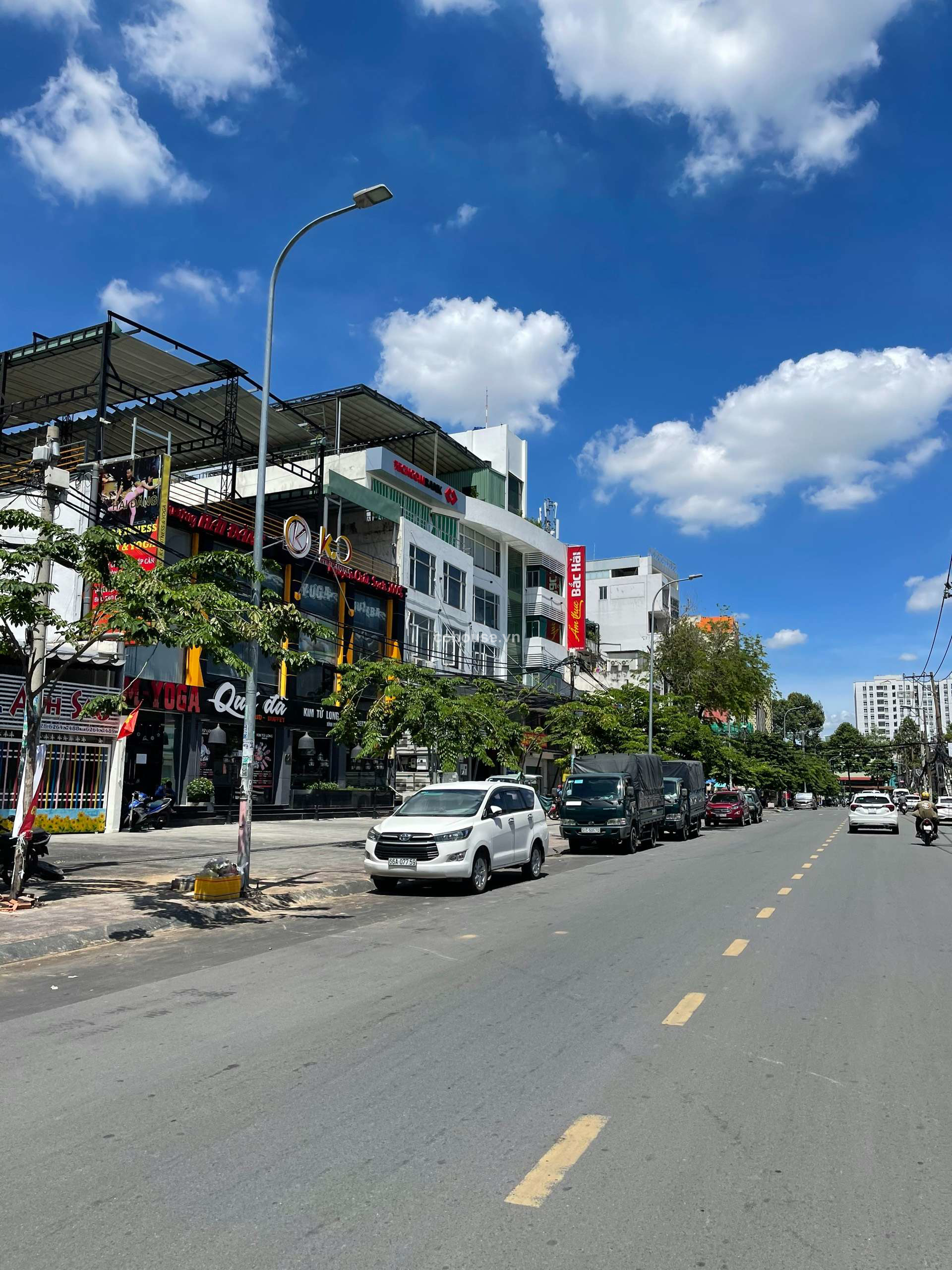 Cho thuê nhà MT Đồng Nai, P15, Q10. DT 4x25m, 4 tầng