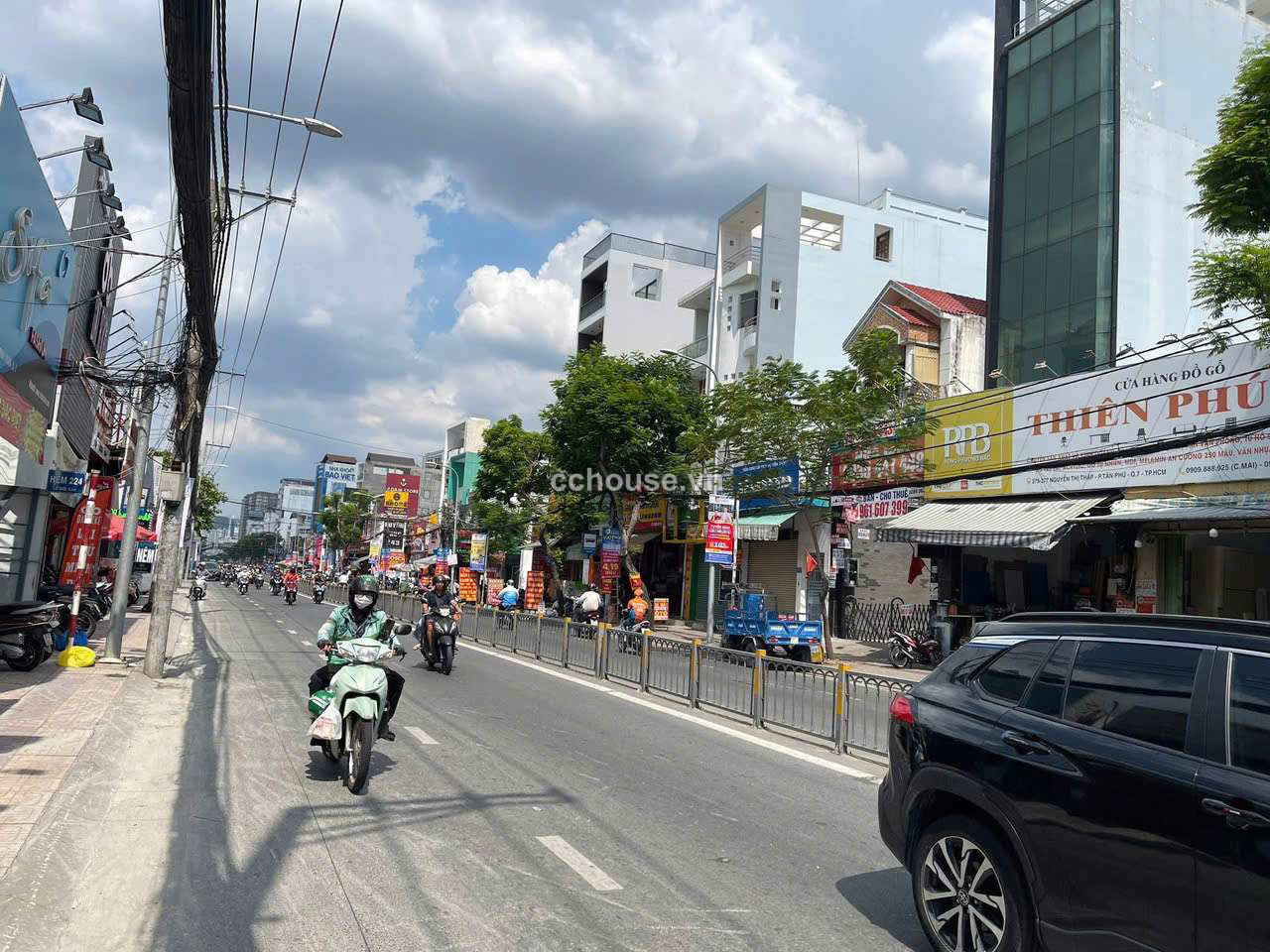 Hot Toà Nhà Quận 7 Giá chỉ 45 tỷ