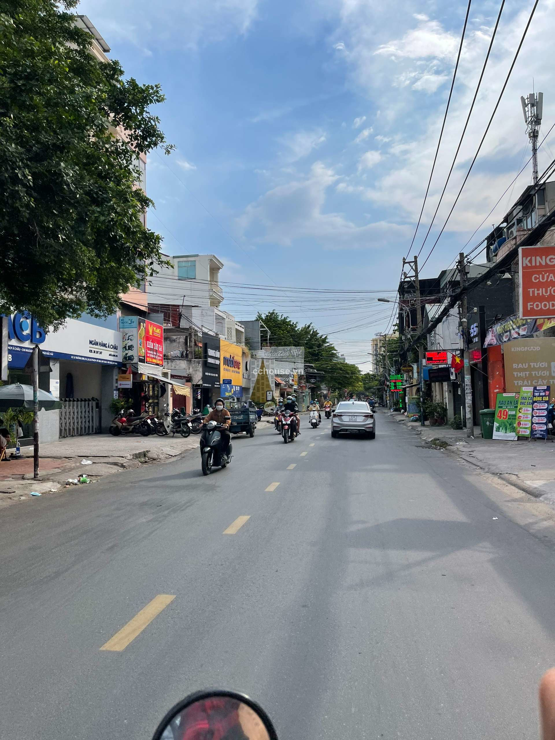 Bán nhà MTKD Trường Sơn, P15, Q10. DT 15x20m, 5 tầng ST
