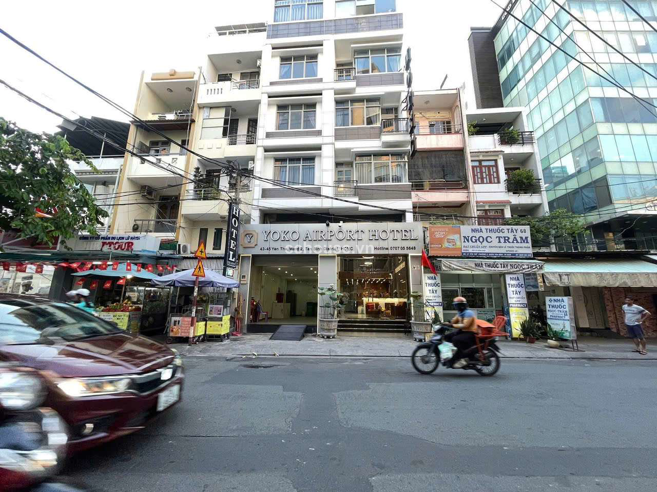 Khách Sạn Cao Cấp ngay Cửa Ngõ Sân Bay Tân Sơn Nhất 6 tầng thang máy hđt 125 triệu