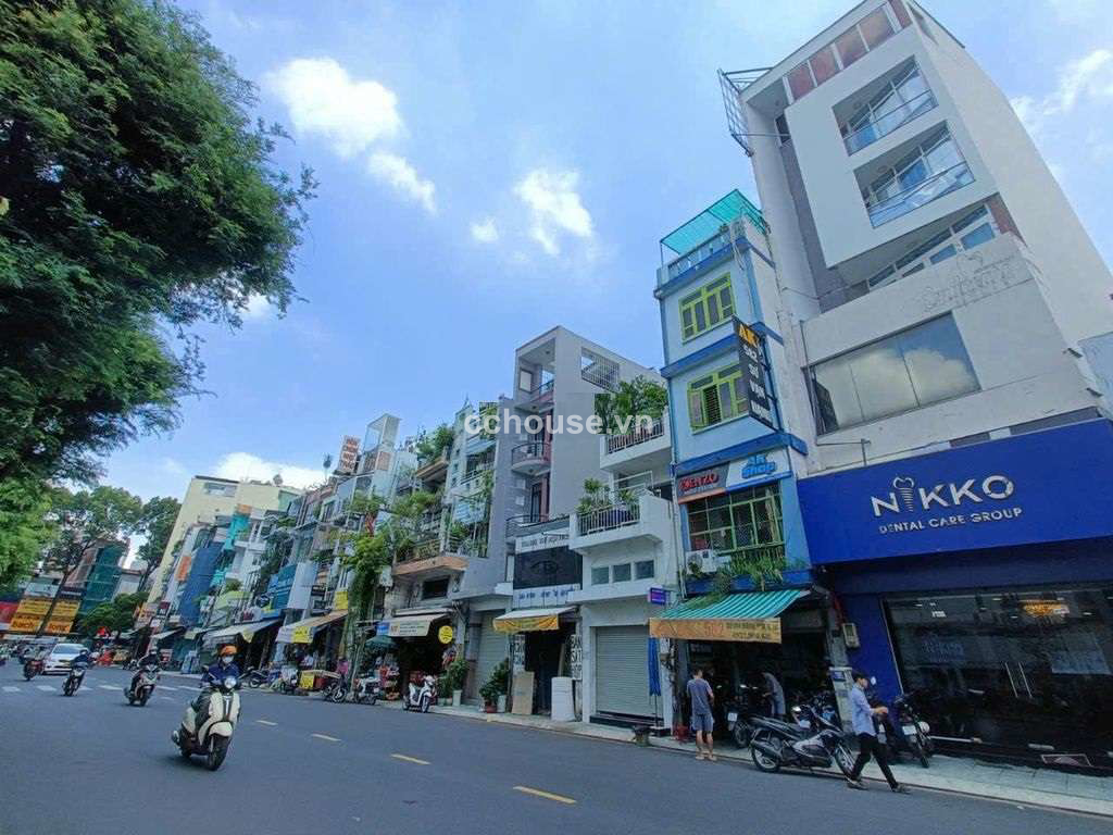 Bán nhà MTKD Sư Vạn Hạnh ngay 3 Tháng 2. DT 5.5x11m, 6 tầng ST