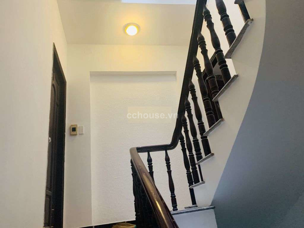 Bán nhà HXH 7m Thích Quảng Đức, P4, Phú Nhuận. DT 4x20m, 4 tầng