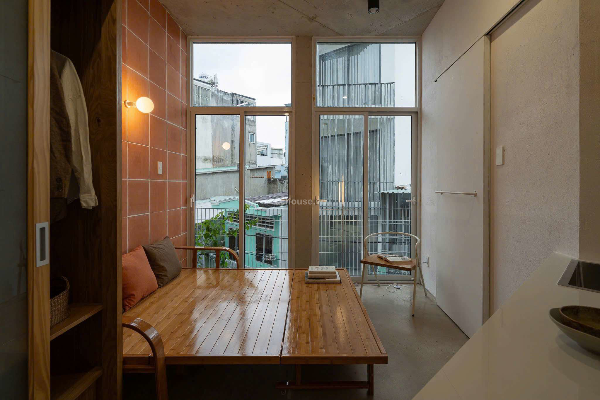 Tòa nhà MT Nguyễn Duy, Bình Thạnh. DT 94,1m², 6 tầng thang máy