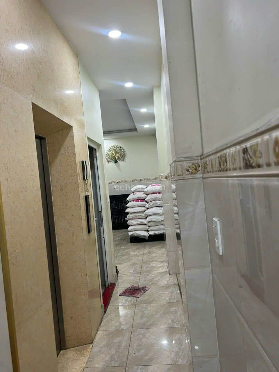 NHÀ HẺM XE HƠI NGUYỄN THÁI BÌNH, TÂN BÌNH, DT: 7.7x24m, hầm 7 tầng – GIÁ 43 TỶ