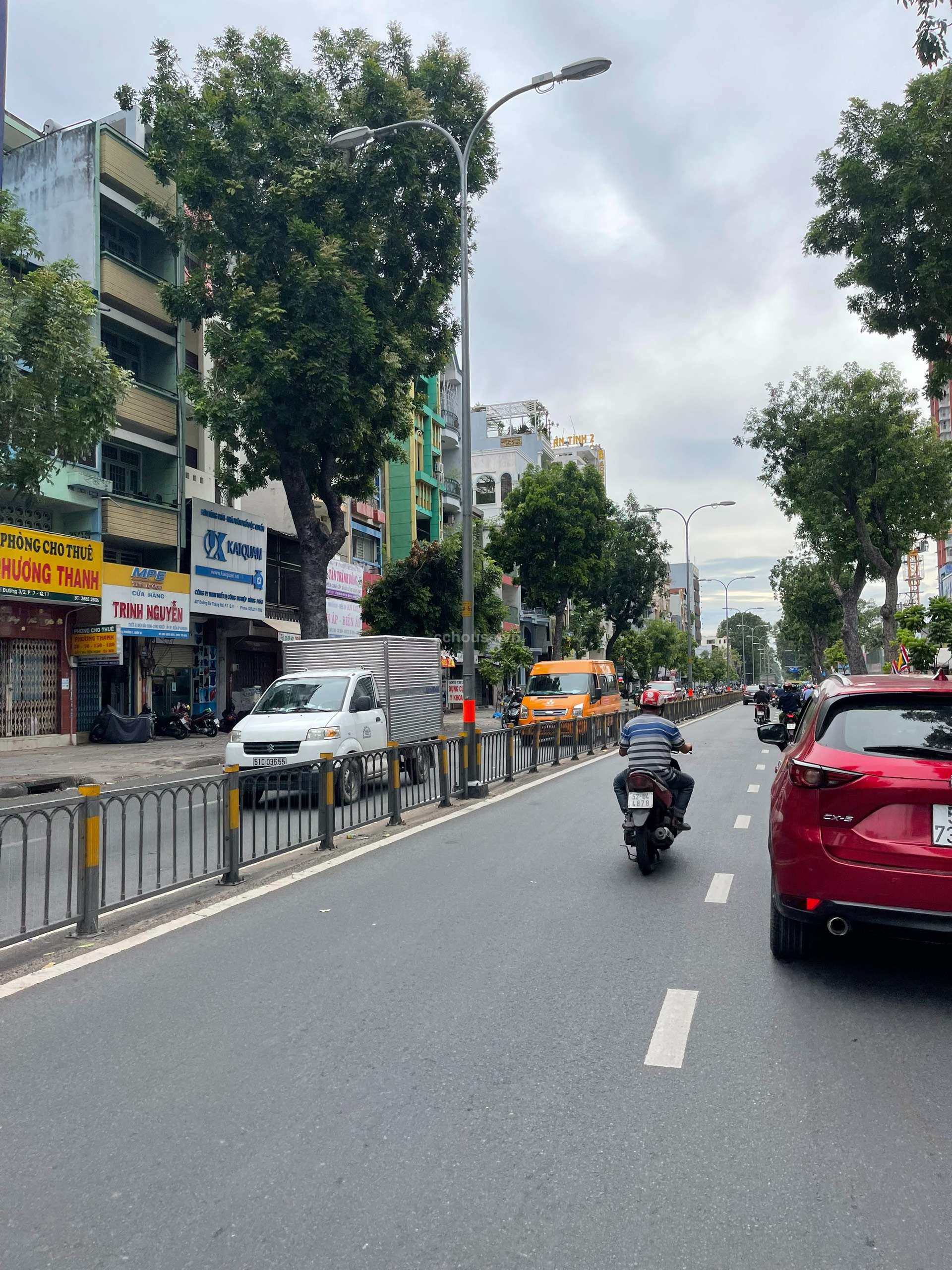 Cho thuê nhà NCMT 3 Tháng 2, P14, Q10. DT 4.5x29m, 5 tầng