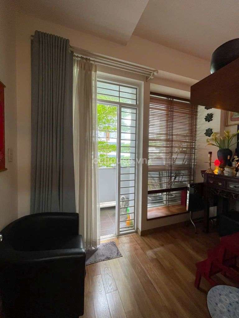 Bán nhà HXH 436B 3 Tháng 2, P12, Q10. DT 3.6x18m, 5 tầng ST