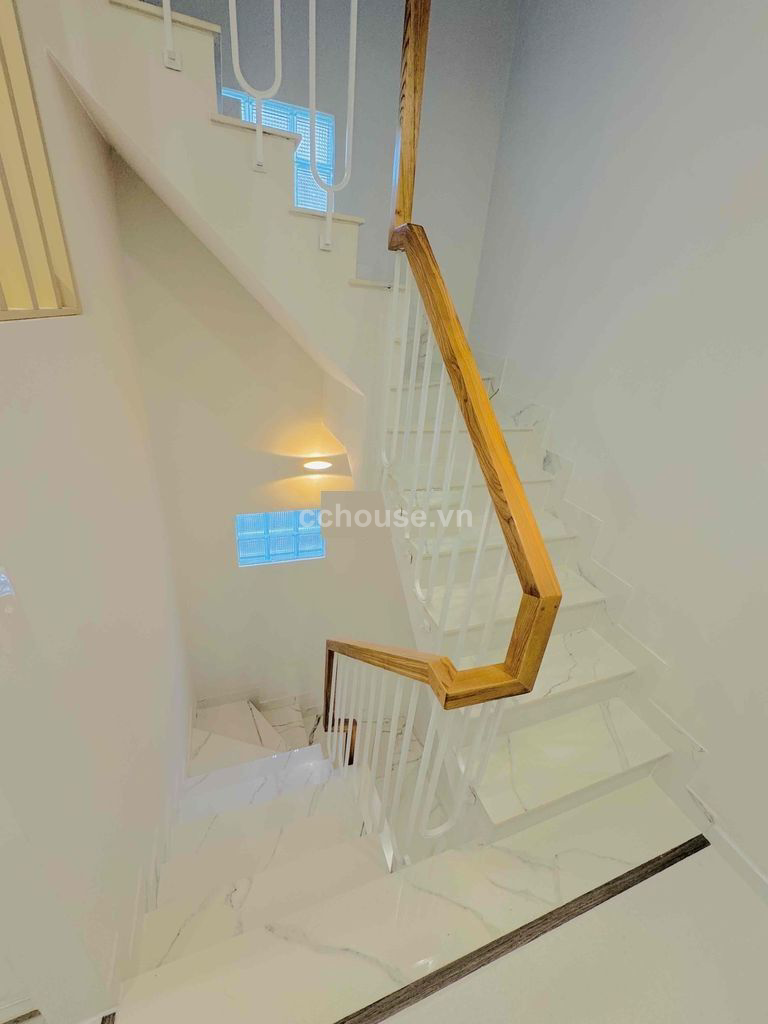 Bán nhà căn góc MT Vĩnh Viễn, P.Vườn Lài. DT 3.5x8m, 3 tầng