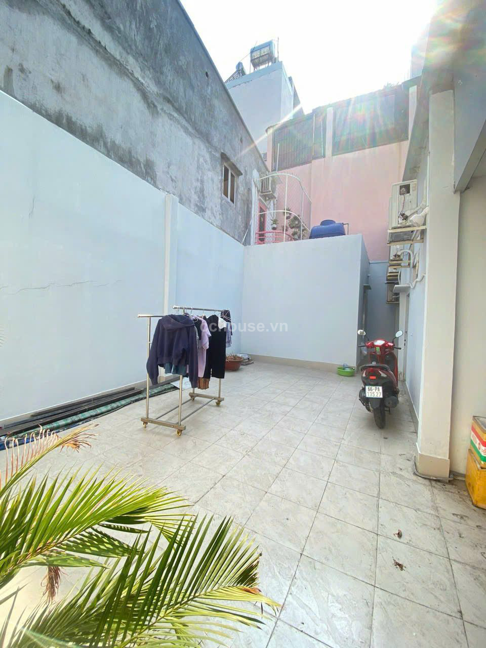NHÀ NGAY TRẦN QUANG DIỆU, Q3, DT: 4.5x20.5m, 90m², NỞ HẬU 7.5M, GIÁ 15 TỶ