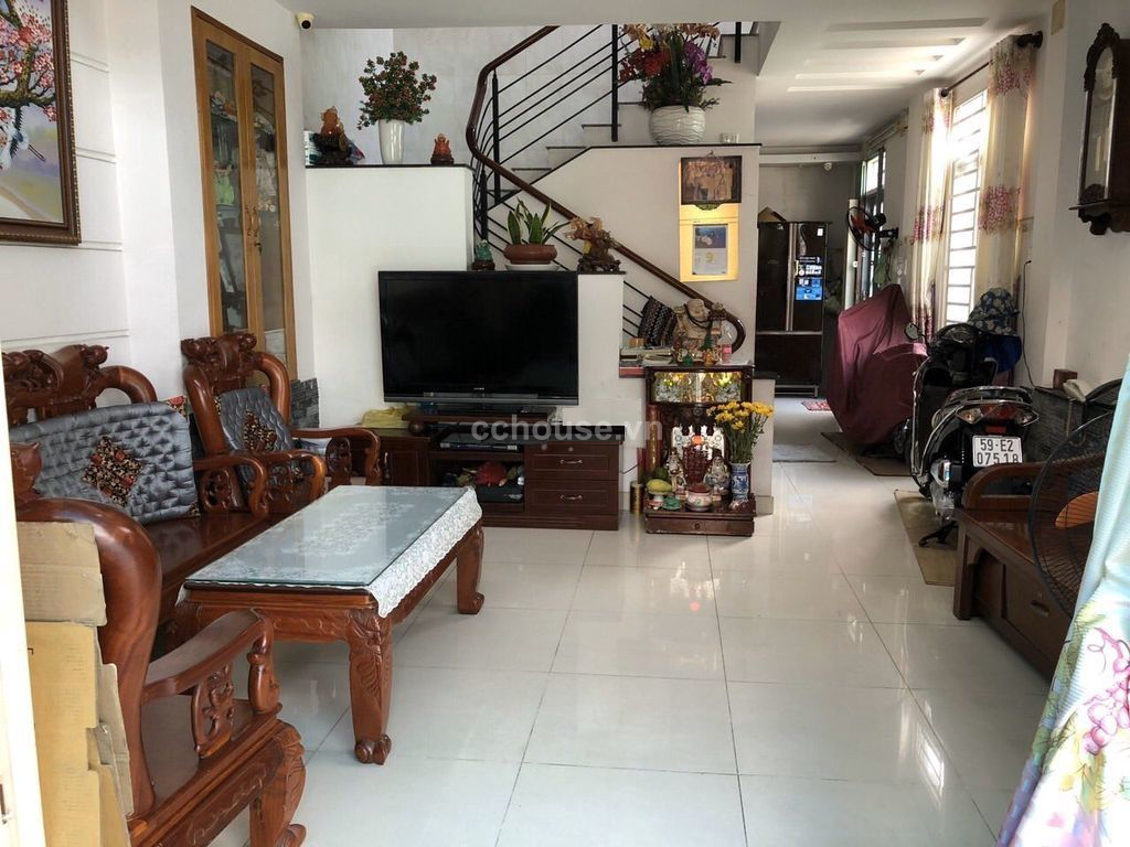 Bán nhà hẻm 120 Thích Quảng Đức, P.Đức Nhuận. DT 4.6x12.5m, 5 tầng
