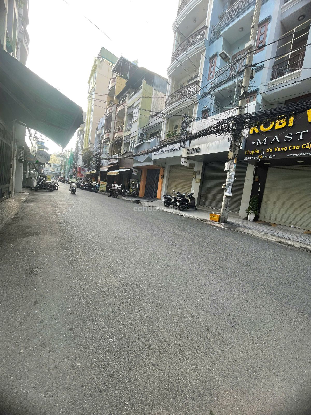 Hai-mat-tien-kinh-doanh-ngang-10m-ngay-trung-tam-Q10-id7922