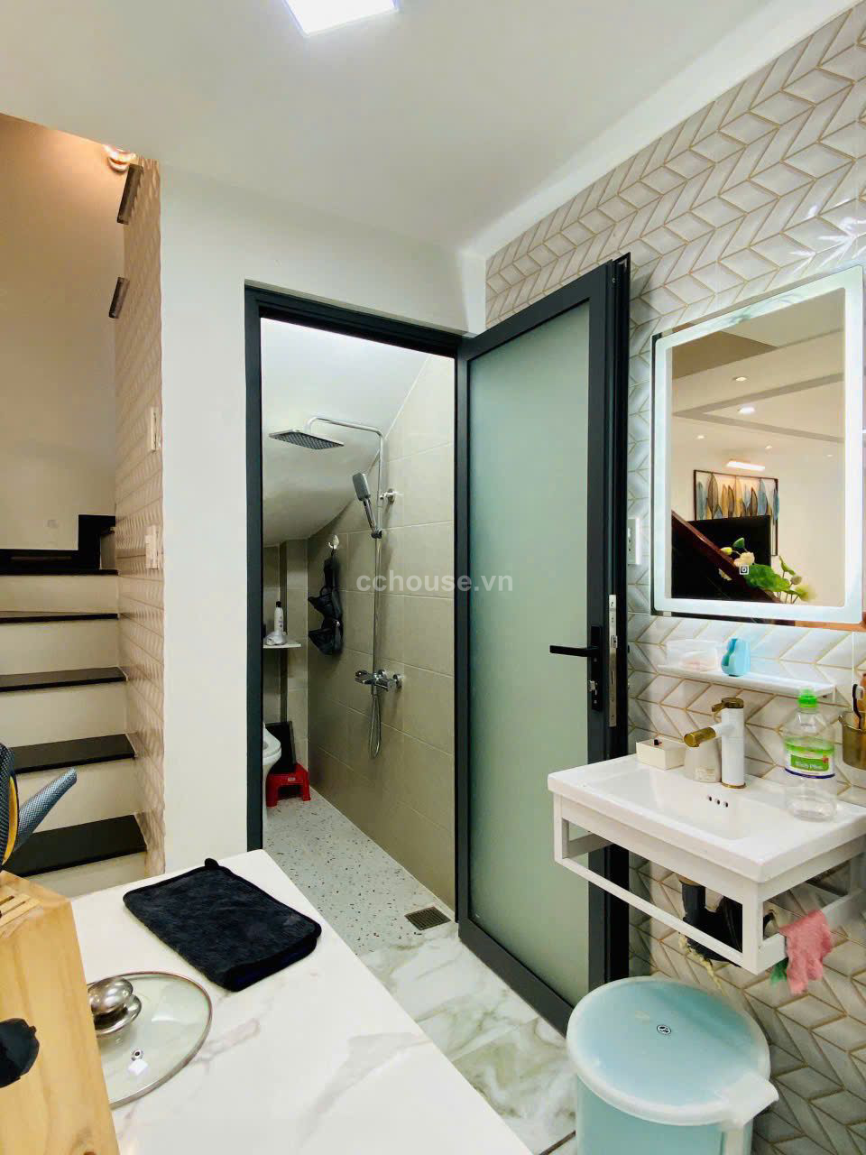 BÁN NHÀ HẺM XE HƠI LÊ VĂN SỸ, P.13, QUẬN 3 – DIỆN TÍCH LỚN, VỊ TRÍ ĐẸP, DT 9*21M, 5 LẦU, 39.5 TỶ