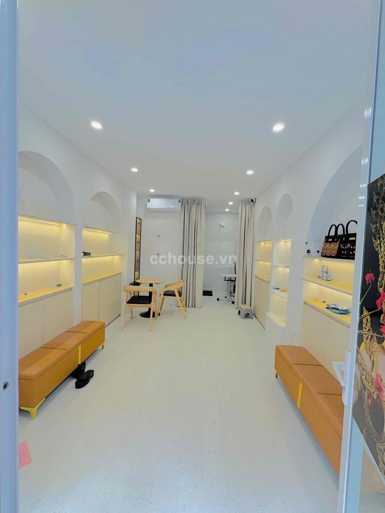 Bán nhà căn góc MT Vĩnh Viễn, P.Vườn Lài. DT 3.5x8m, 3 tầng