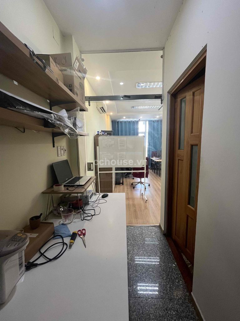 Cho thuê tòa nhà MT Võ Thị Sáu, P.Xuân Hòa. DT 4x15m, 7 tầng ST
