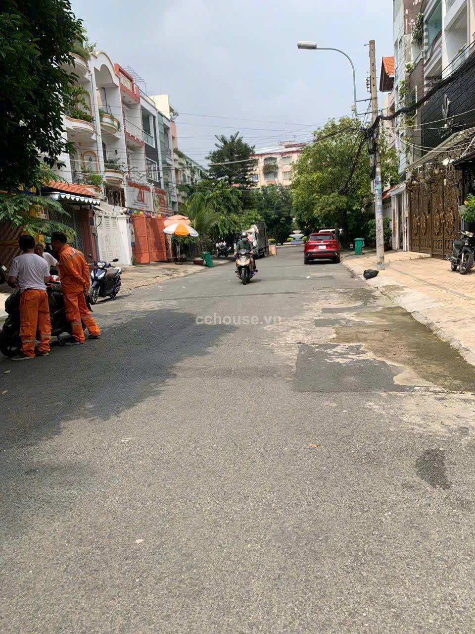 BÁN NHÀ MẶT TIỀN ĐƯỜNG TÔ HIẾN THÀNH QUẬN 10, DT: 80M2 (4X20), KC: TRỆT 1 LẦU, GIÁ: 20 TỶ