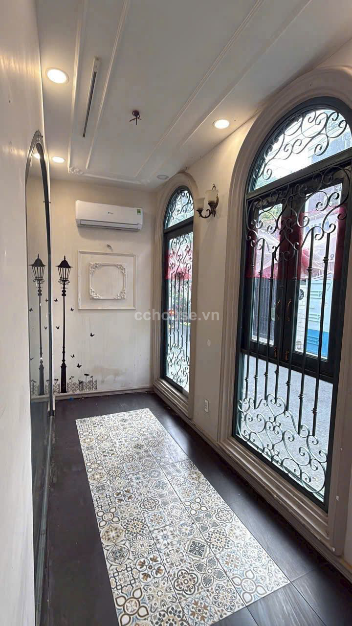 Góc 2 mặt tiền hẻm xe tải  cách Mặt Tiền Lê Văn sỹ vài bước chân 