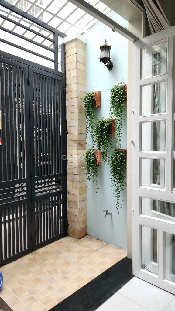 Bán nhà hẻm 170 Hòa Hưng, P.Hòa Hưng. DT 3x11m, 4 tầng