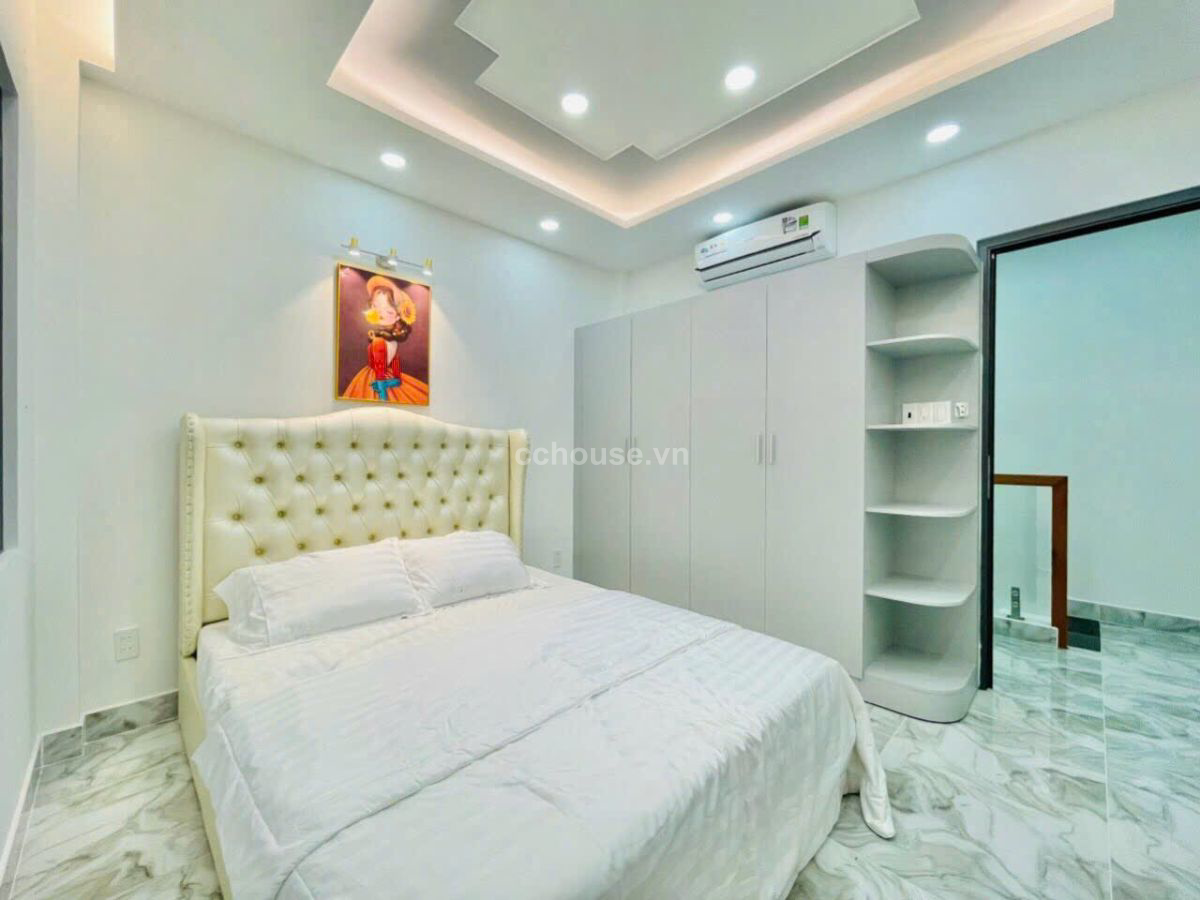 NHÀ HẺM XE HƠI SƯ VẠN HẠNH QUẬN 10, DT: 3.5 X 17M, KC: TRỆT 4 LẦU, GIÁ: 18.5 TỶ
