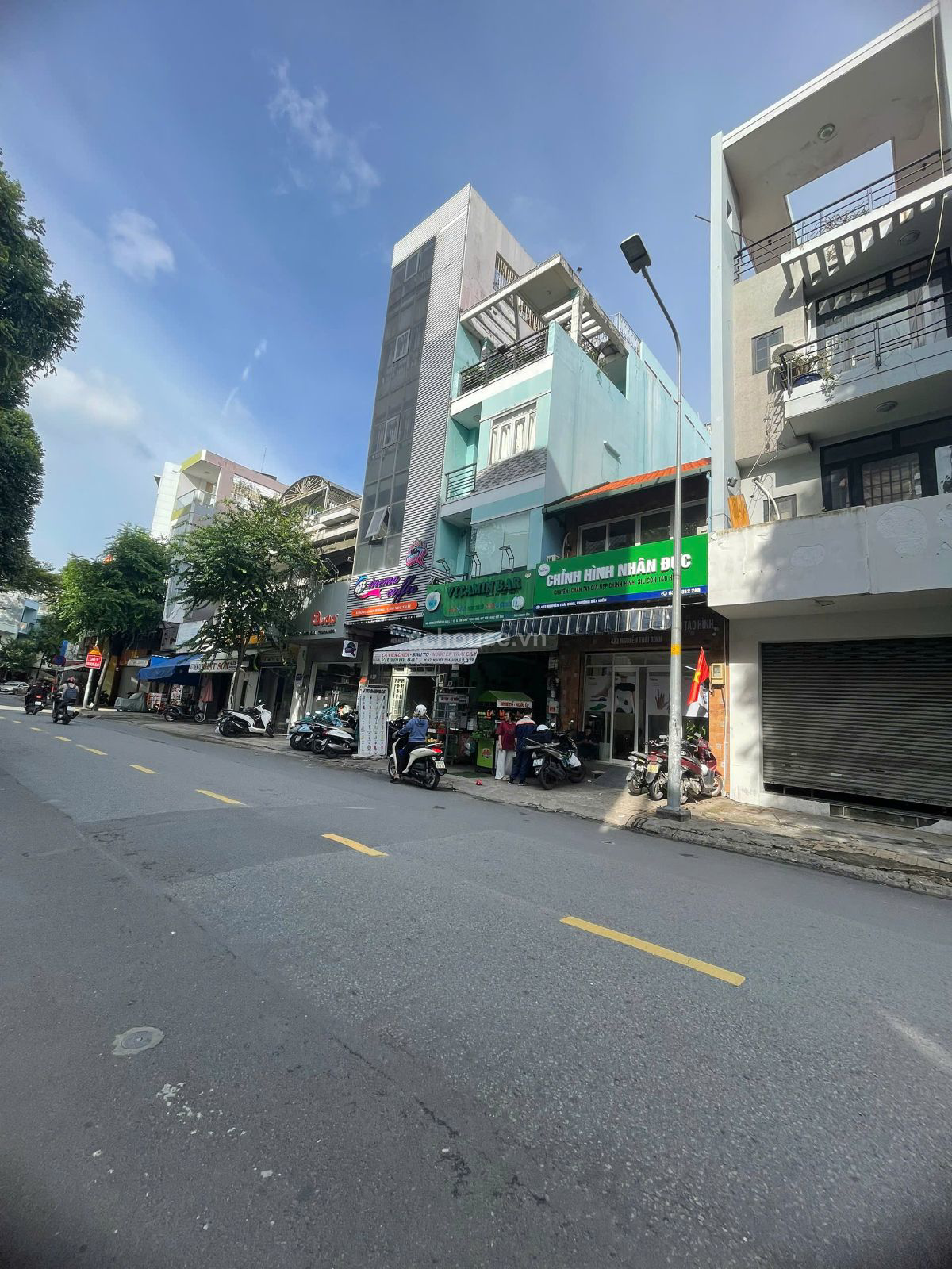 Mặt tiền kinh doanh Q10 vị trí siêu đẹp