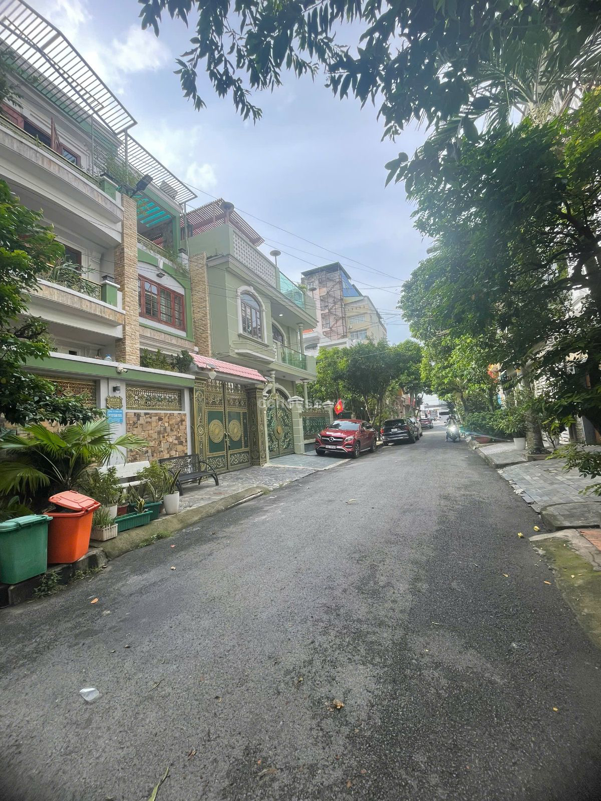 Hàng hiếm ngang 10m vuông vức ngay Thành thái Q10 