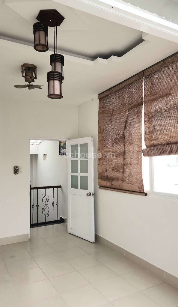 Bán nhà hẻm 170 Hòa Hưng, P.Hòa Hưng. DT 3x11m, 4 tầng