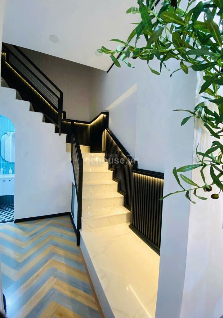 Bán nhà HXH 6m Lê Văn Sỹ, P.Phú Nhuận. DT 3.65x12.2m, 2 tầng