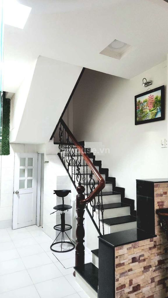 Bán nhà hẻm 170 Hòa Hưng, P.Hòa Hưng. DT 3x11m, 4 tầng