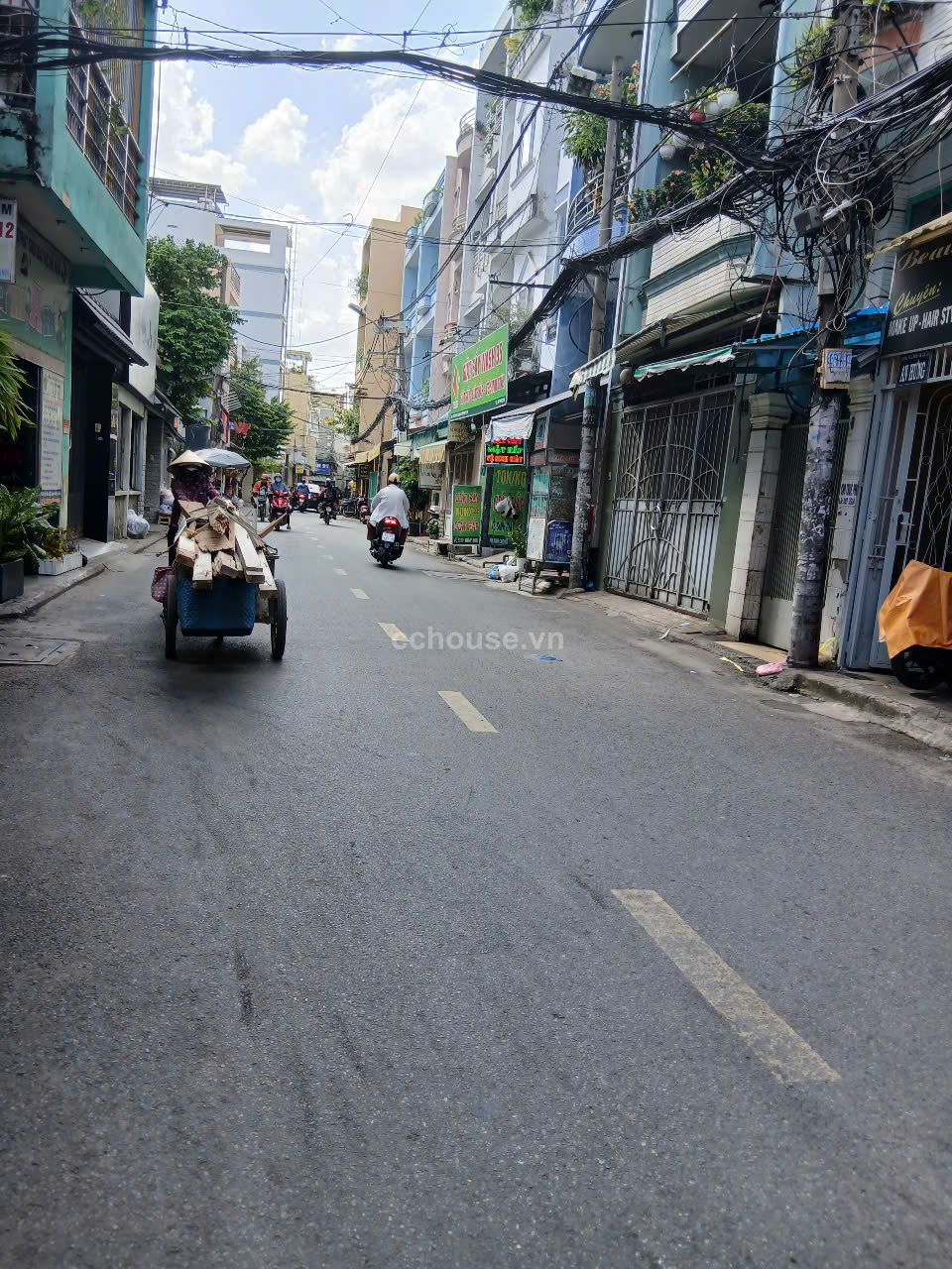 NHÀ HẺM TRUNG TÂM ĐƯỜNG TÔ HIẾN THÀNH QUẬN 10, DT: 60M2 (4X15), KC: TRỆT, GIÁ: 13 TỶ

