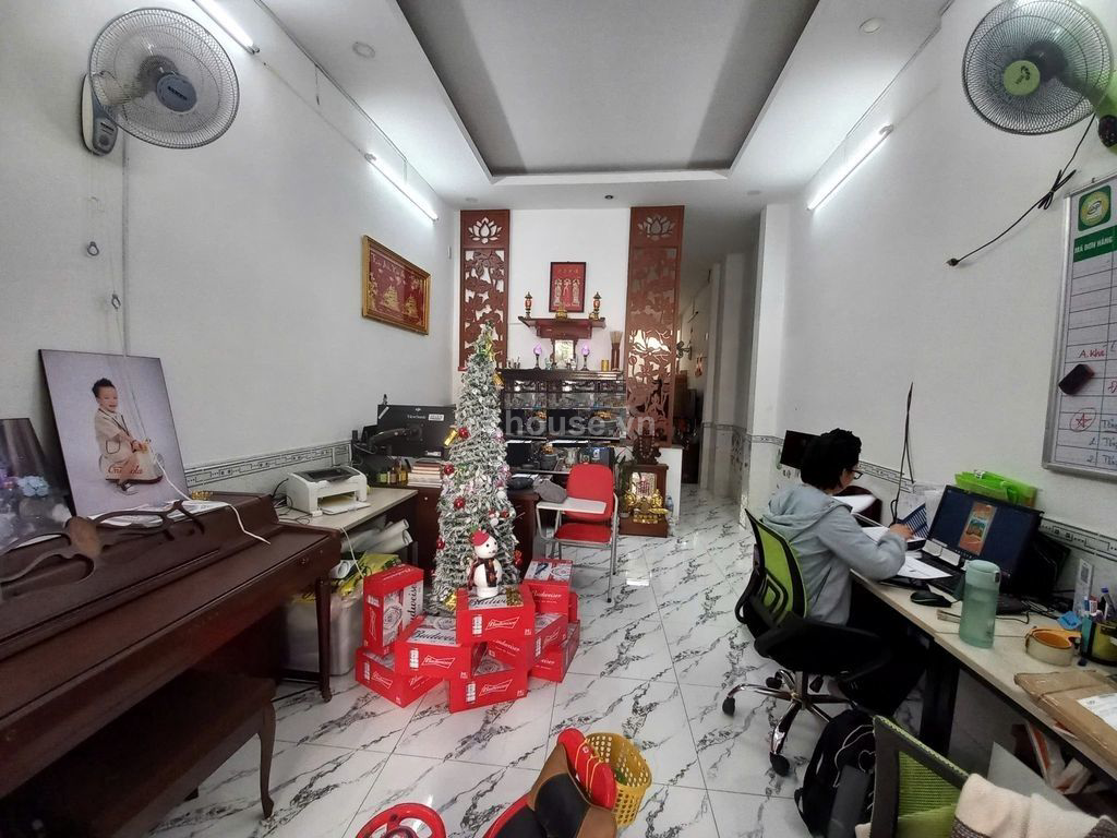 Bán nhà hẻm 449 Trường Chinh, P.Tân Bình. DT 3.62x25m, 2 tầng