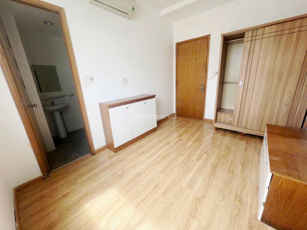 NHÀ HẺM TÔ HIẾN THÀNH QUẬN 10, DT: 130.2M2 (6.2X21), KC: TRỆT 2 LẦU, GIÁ: 23 TỶ
