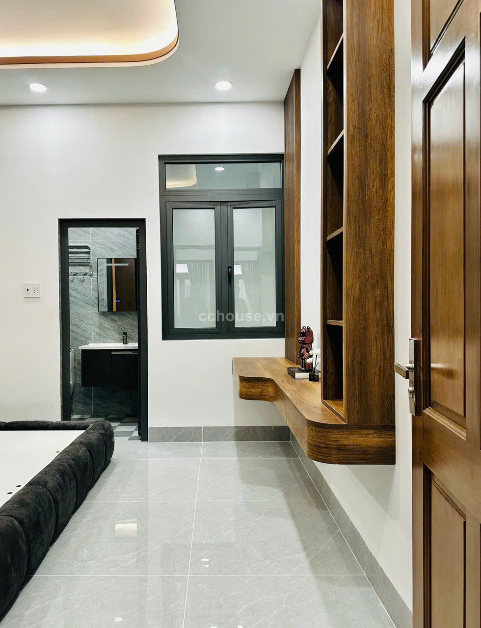 NHÀ HẺM XE HƠI 8M ĐƯỜNG TÔ HIẾN THÀNH QUẬN 10, DT: 122.6M2 (14X7.5), KC: TRỆT LỬNG 4 LẦU ST, 18.2 TỶ