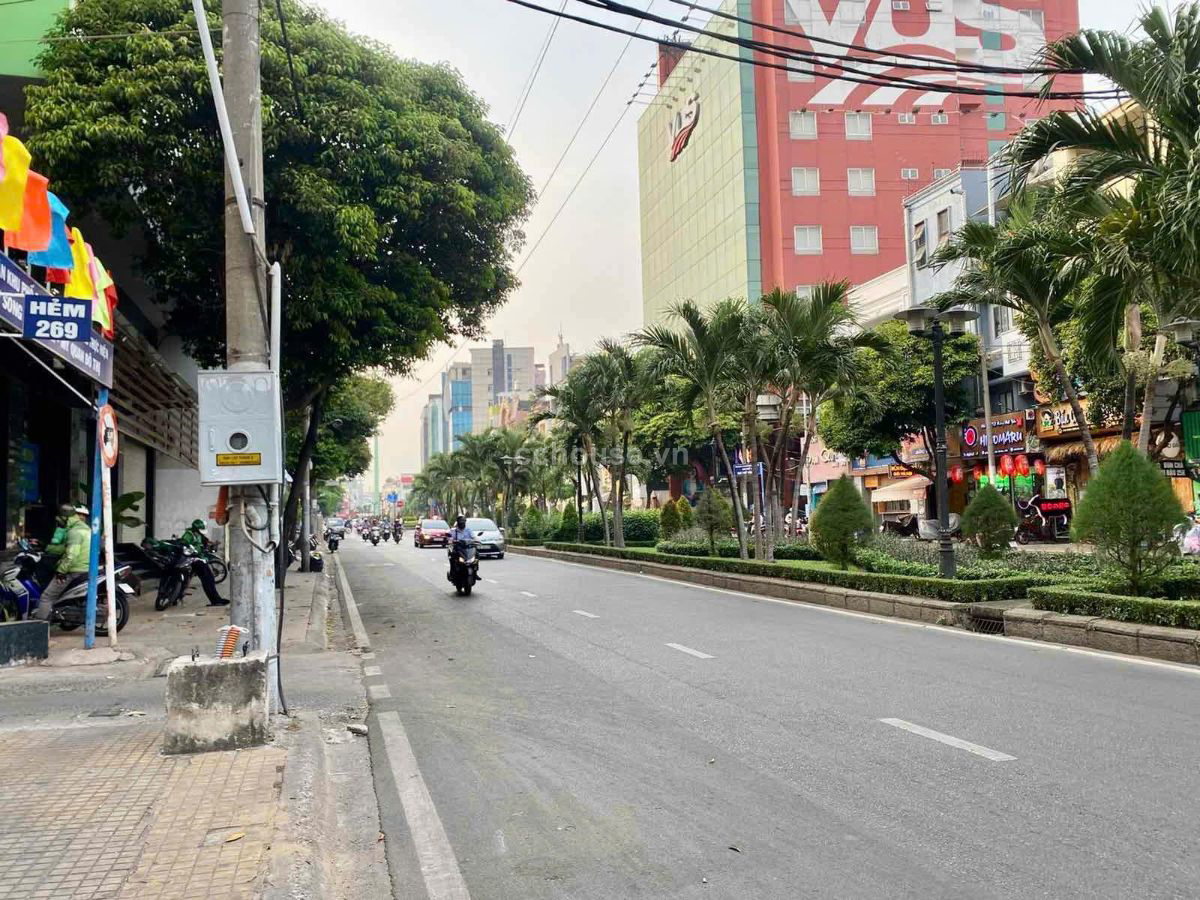 Khach-san-210-Phan-Xich-Long-PCau-Kieu-DT-8x18m-ham-5-tang--tang-ky-thuat-id8358