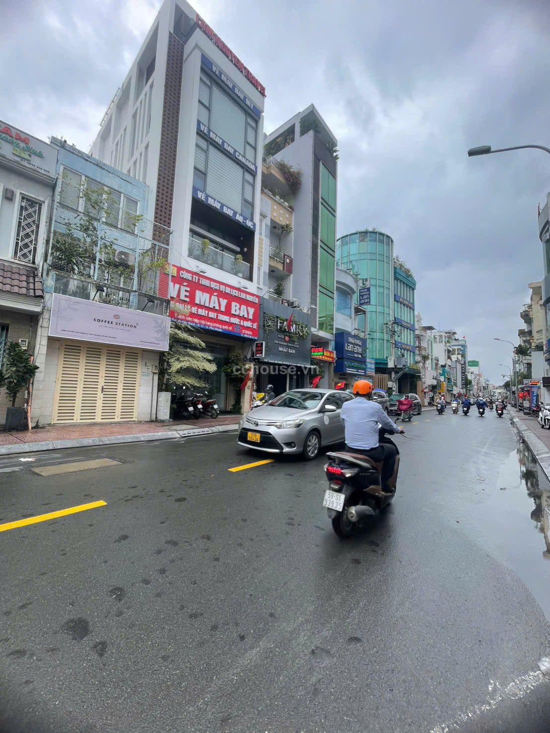 Building 9 tầng  ngay nguyễn Văn Trỗi . Q. PN
