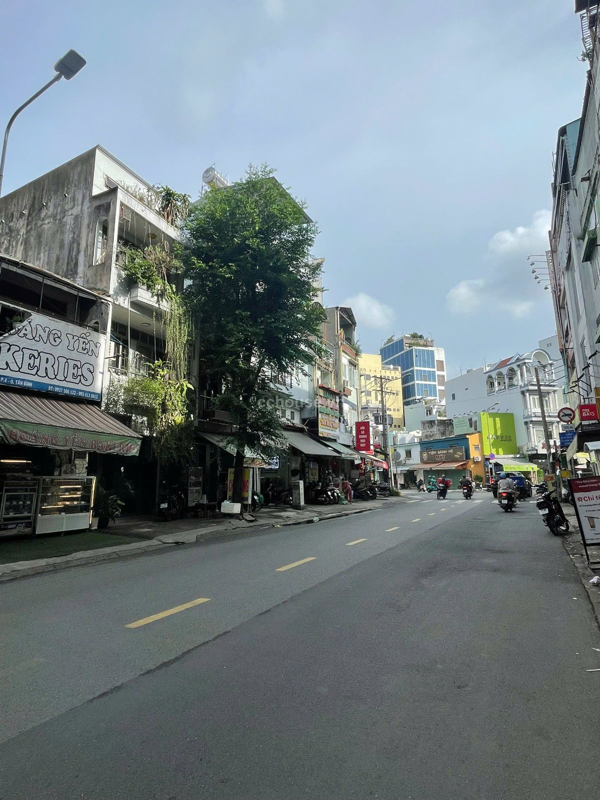 Mặt tiền siêu Vip 6 tầng ngay trung tâm Q 10 . Ngang 6