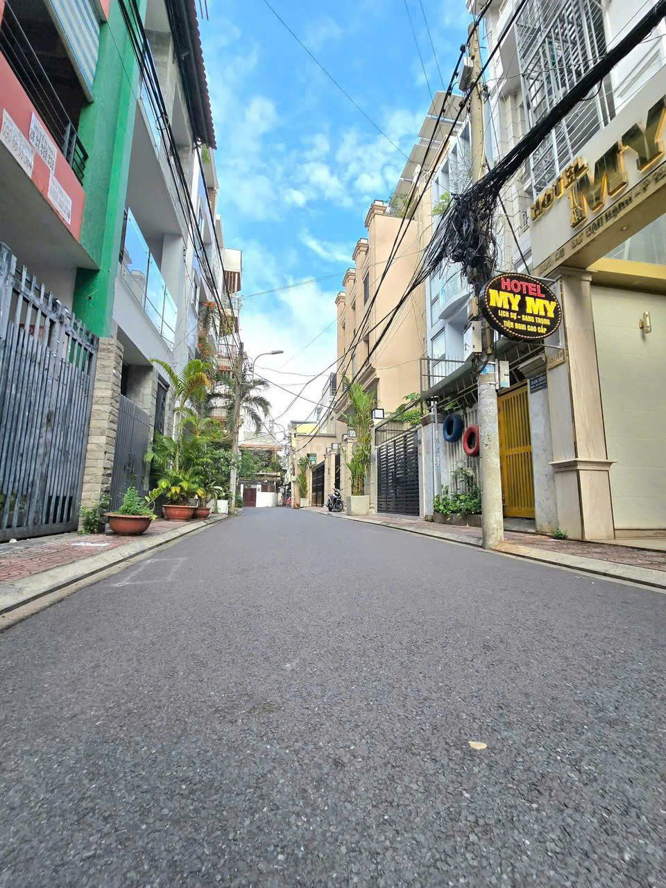 BÁN NHÀ HẺM XE HƠI 10M, ĐƯỜNG 3/2, P.12, Q.10 - DT 5.8*18.5M - KC 2 LẦU - GIÁ 24.5 TỶ