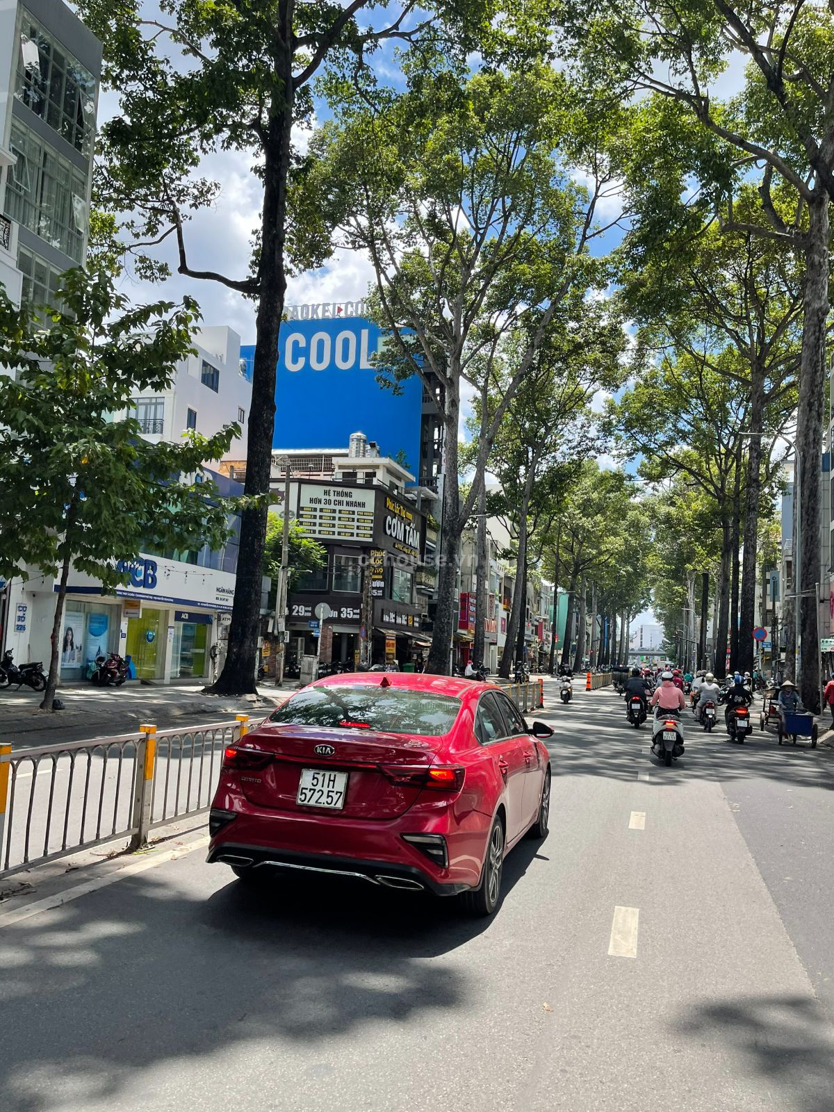 Cho thuê NCMT Nguyễn Tri Phương, P.Vườn Lài. DT 4.5x20m, 3 tầng