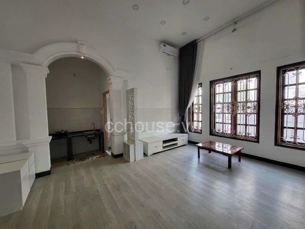 Nha-5-tang-hem-xe-hoi-Thanh-Thai-phuong-14-Q10-id8747