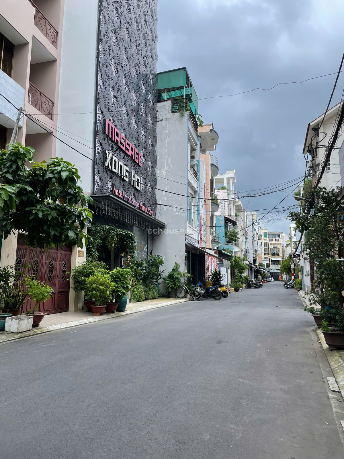 Nhà hẻm xe tải nguyễn thái bình p.12 Q.Tân Bình