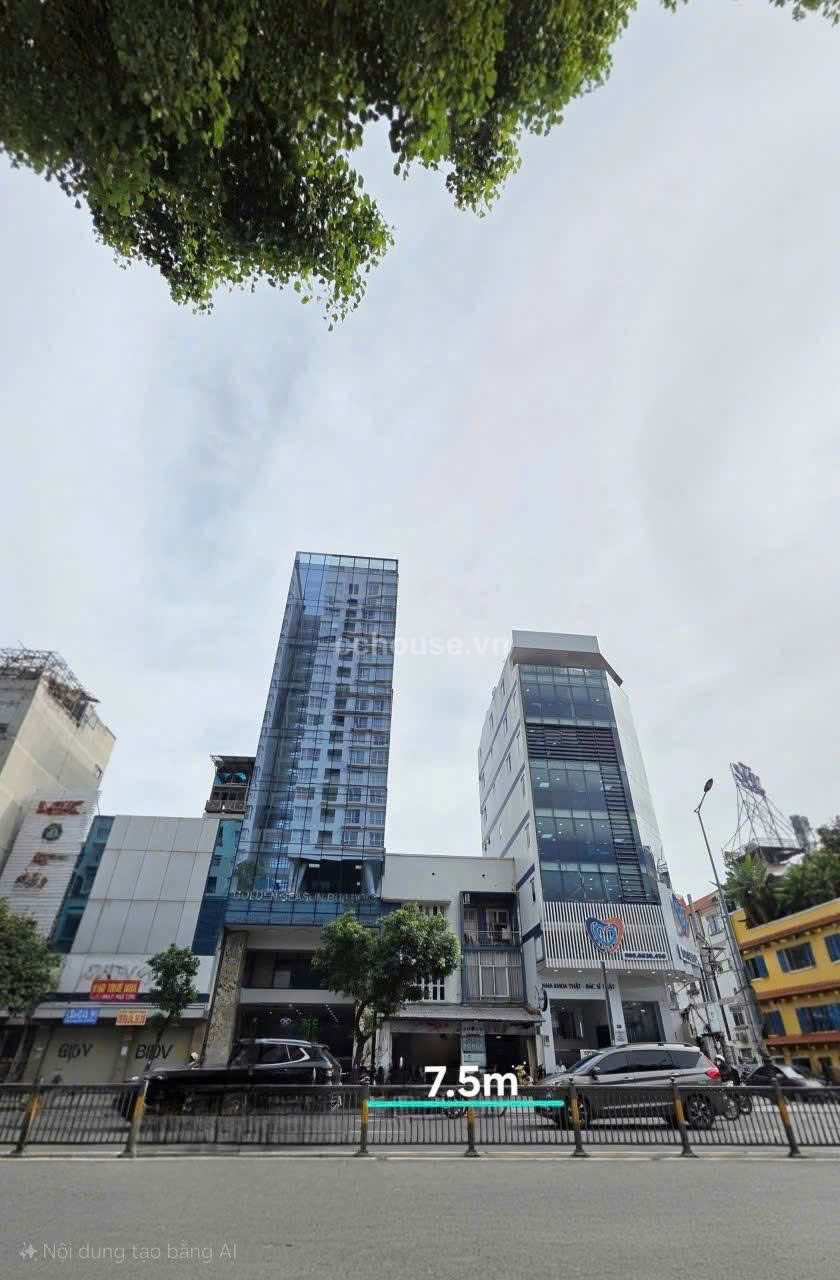 Mặt Tiền Nguyễn Văn Trỗi, Q .Phú Nhuận
7,5x12,3m = 93,2m2
Kết cấu: Trệt 2 lầu cũ,
60 tỷ TL