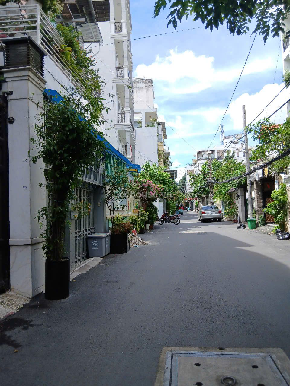 Khuôn đất hiếm ngang 9m Lê Văn sỹ  p.13 .Q3 