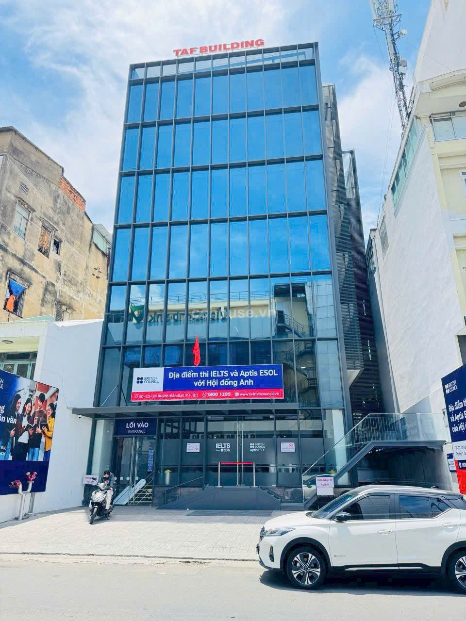 Chuyen-nhuong-BUILDING-Mat-tien-ngay-Tran-Hung-Dao-Phuong-1-Quan-5-id8450