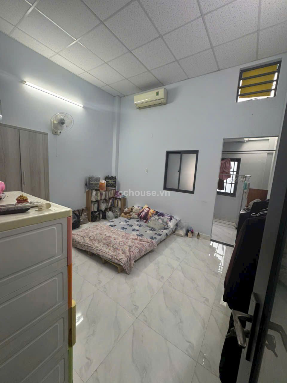 Nhà hẻm 8m cách Mặt tiền vài bước chân Khu Víp Bàu cát .